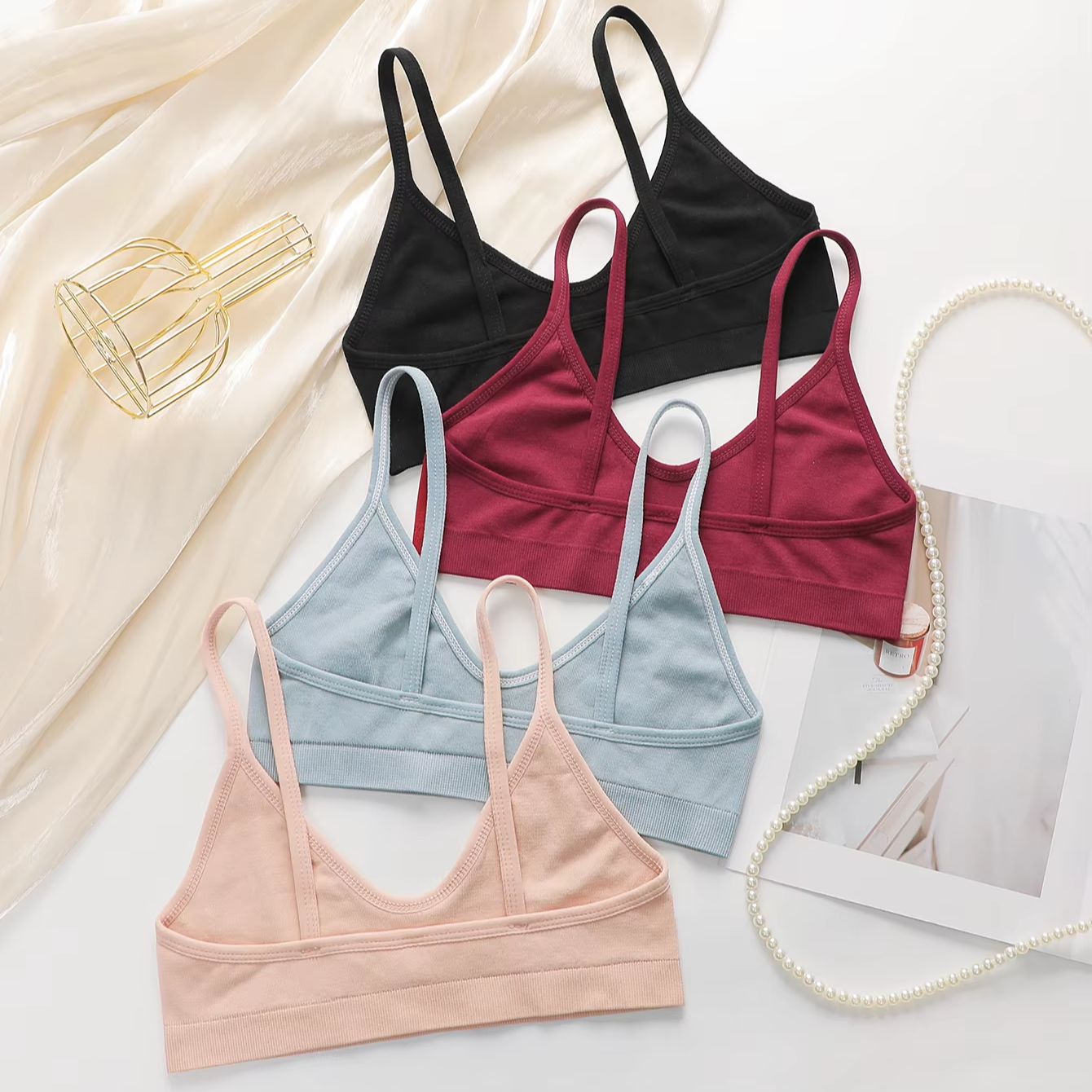 Kadınlar için dikişsiz, balens - Bralette Wireless Soft incelemesi ve fiyatı